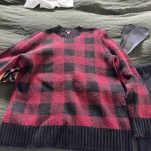 Smart wool Red and Black Checkered Sweater
